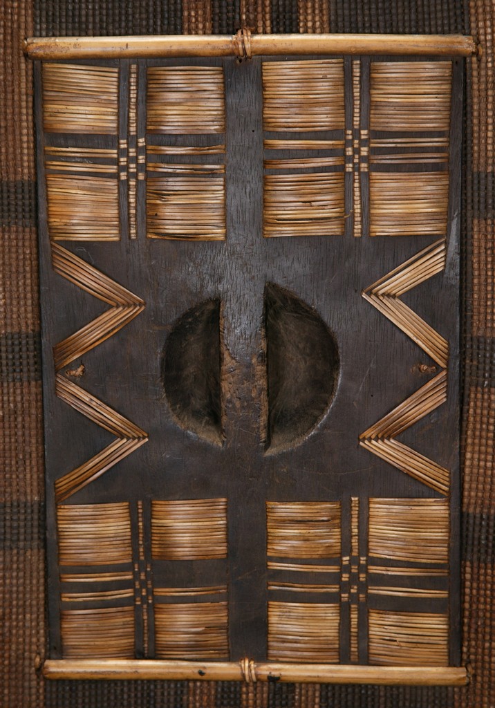 AF525: Azande War Shield